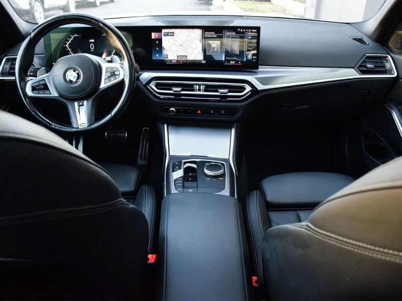 BMW 330 * 330i xDrive Turbo| xDrive AWD| Curved 14.9 Displ, снимка 12 - Автомобили и джипове - 53000689