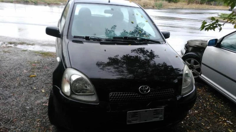 Toyota Yaris, снимка 1 - Автомобили и джипове - 45949124