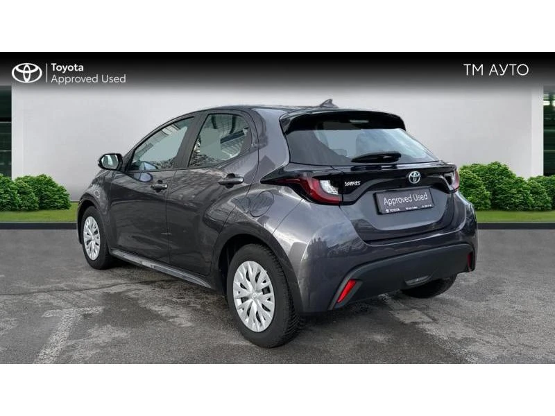 Toyota Yaris 1.5HSD Dynamic, снимка 2 - Автомобили и джипове - 48597207