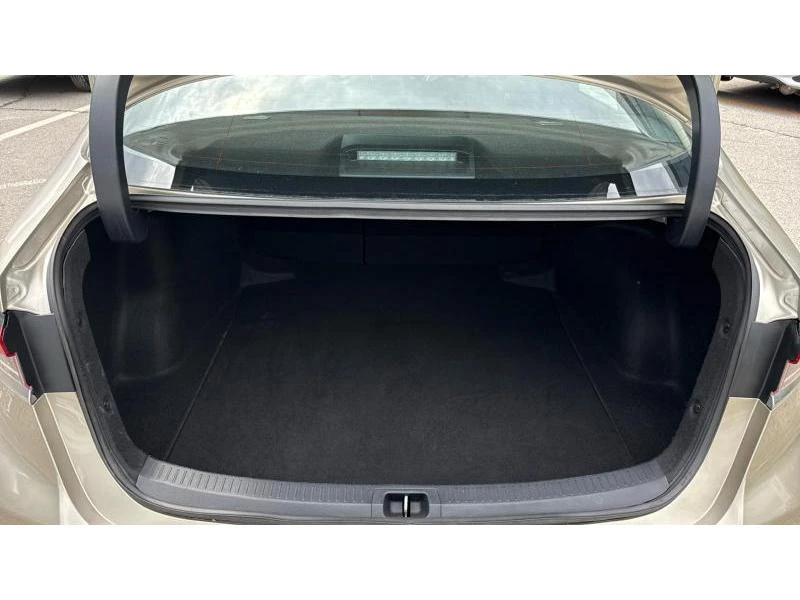Toyota Corolla 1.5P Comfort - изображение 10