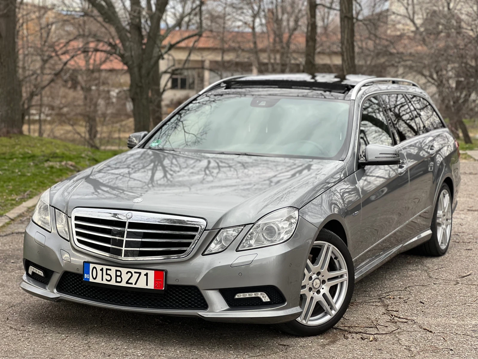 Mercedes-Benz E 350 AMG/DISTRONIK/HARMAN/PANORAMA/MEMORY, снимка 1