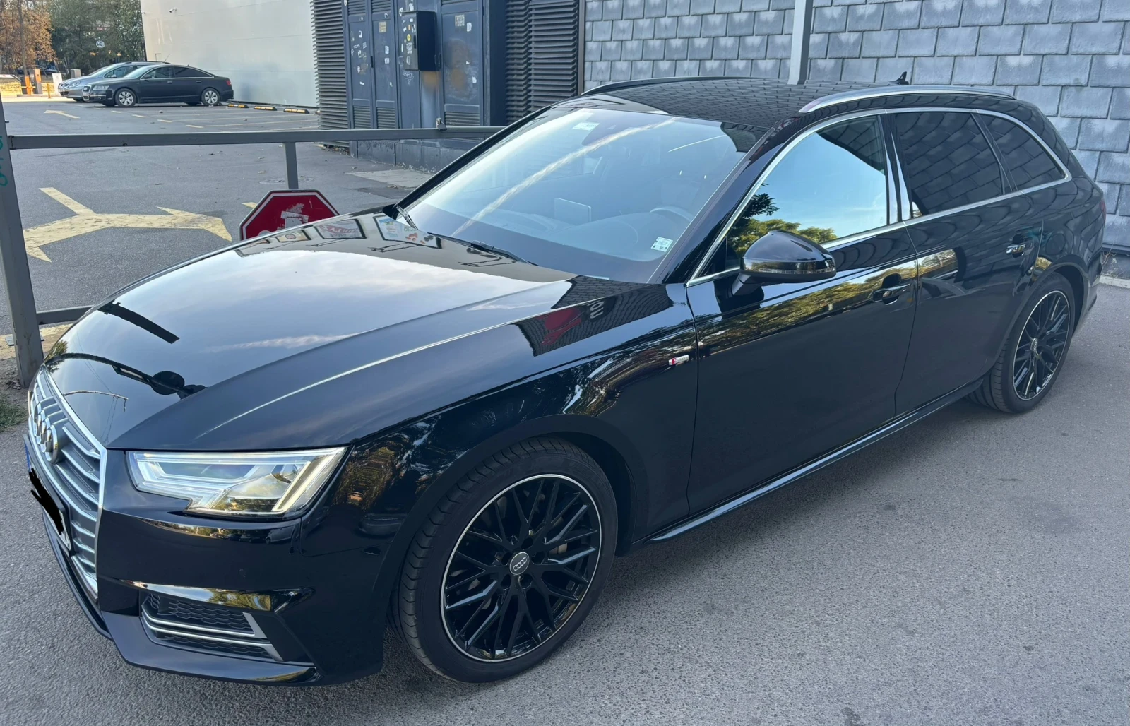 Audi A4 Avant S-line - изображение 3