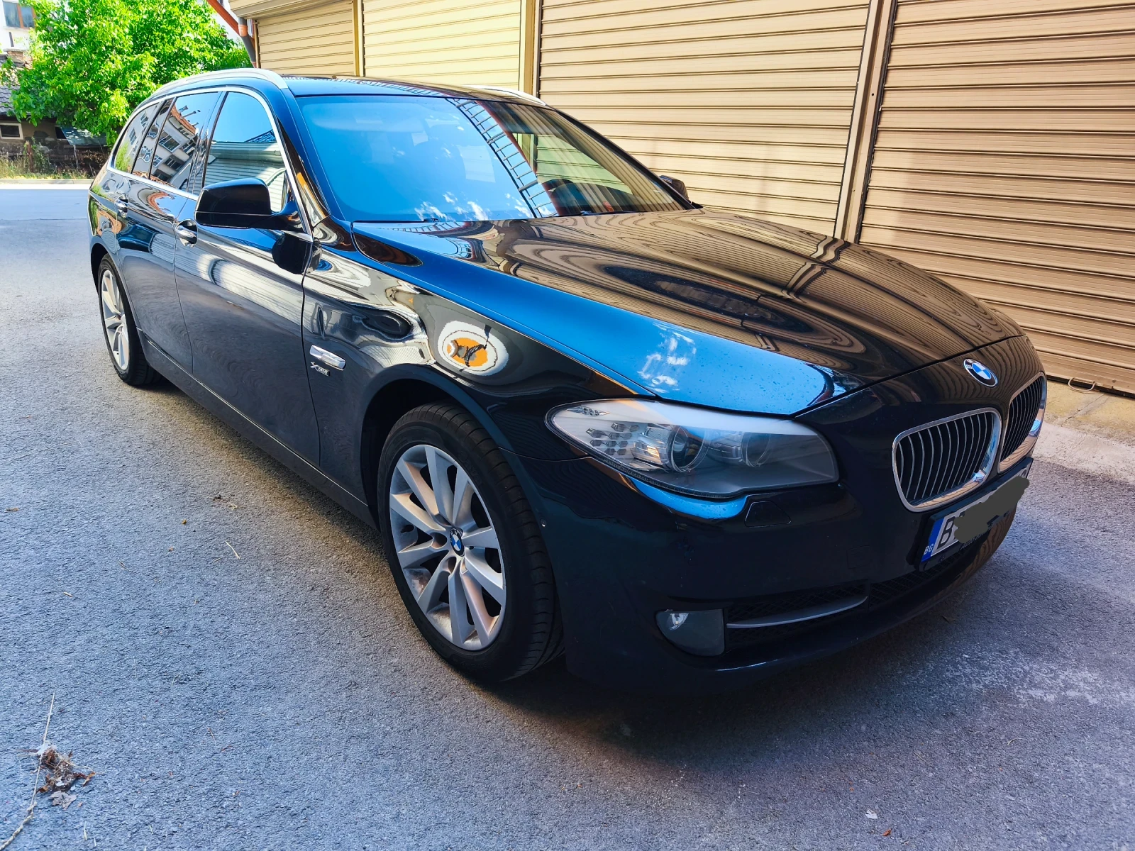 BMW 525 BMW F11 525d xDrive - изображение 2