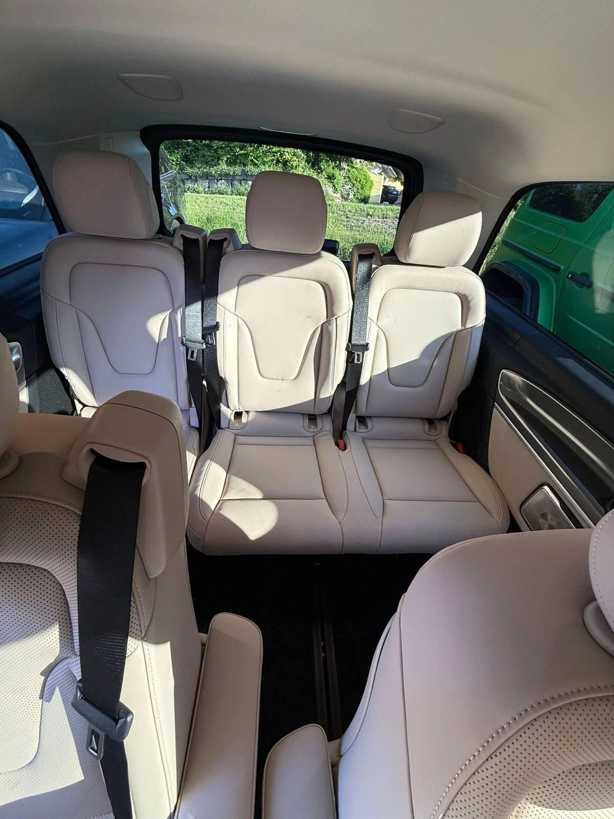 Mercedes-Benz V 300 d* Extralang* 4Matic* Airmatic* VIPSeats* Exclusiv | Mobile.bg   11