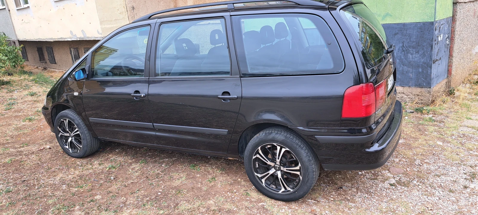 Seat Alhambra 2.0i 116 к.с газ-бензин - изображение 3