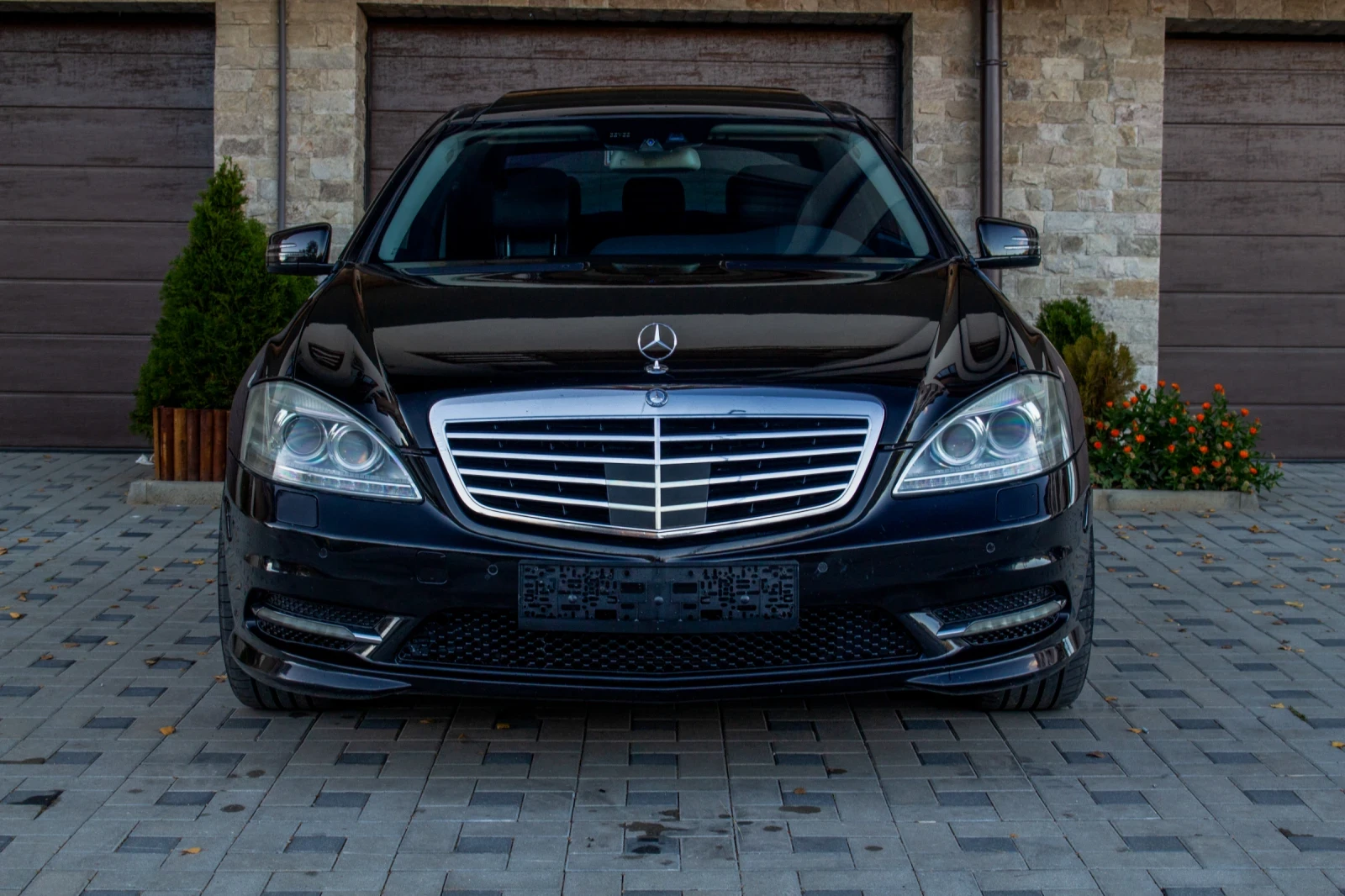 Mercedes-Benz S 500 AMG* FULL MAX * САМО НА ЗАДНО | Mobile.bg — изображение 2