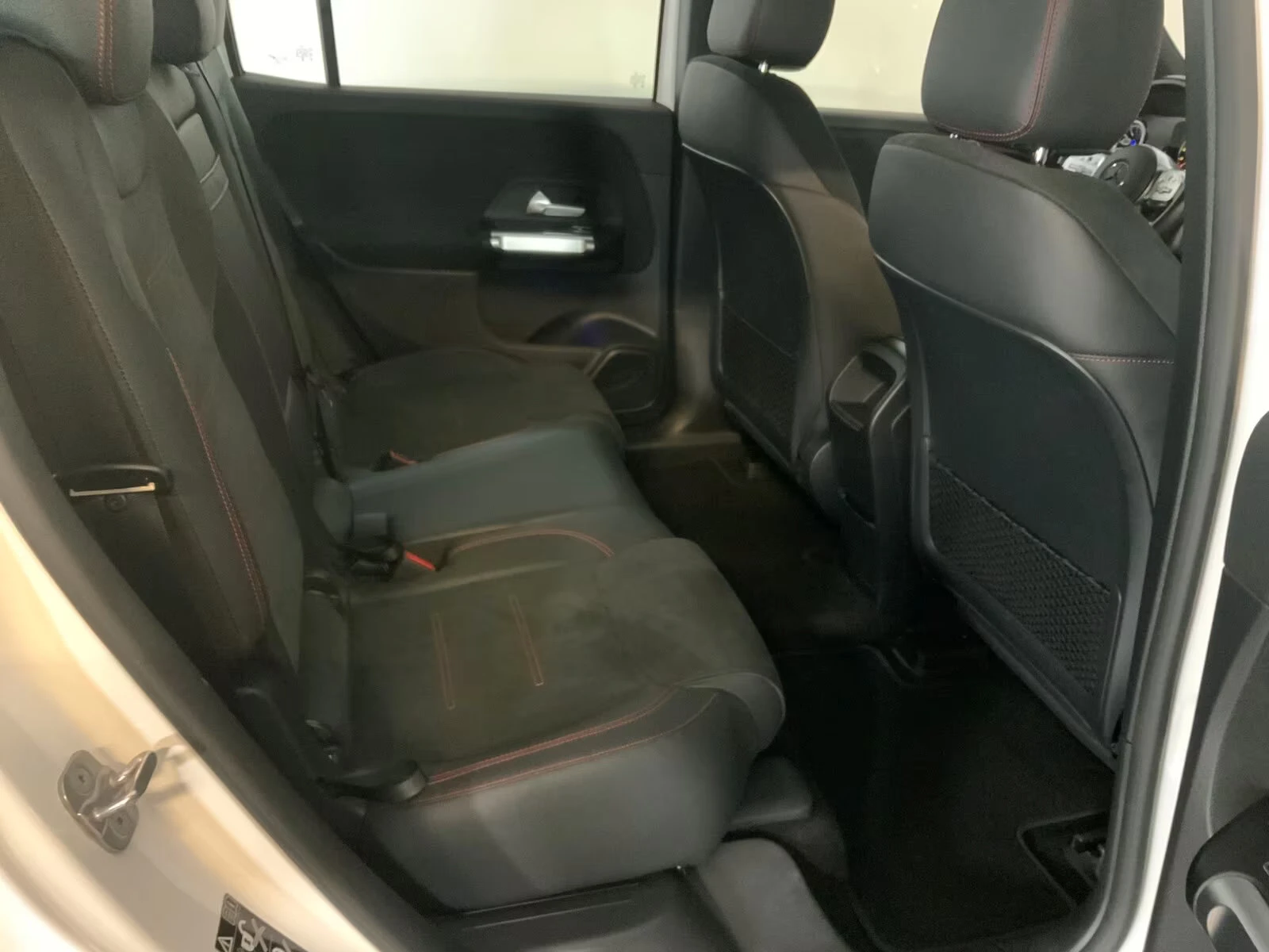 Mercedes-Benz EQB 250/AMG/190HP/CAM/CARPLAY/BSA/L.ASS/VCONTROL/922f | Mobile.bg   15