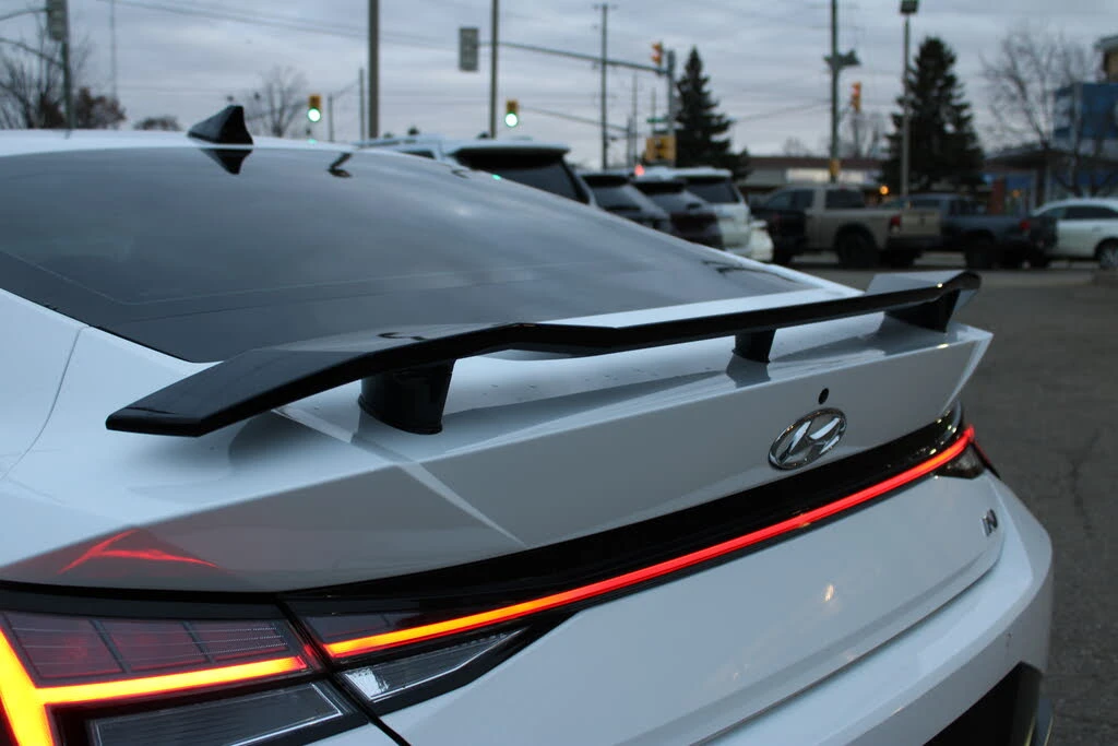 Hyundai Elantra FWD N * CARFAX * АвтоКредит * (ЦЕНА ДО БГ) - изображение 5