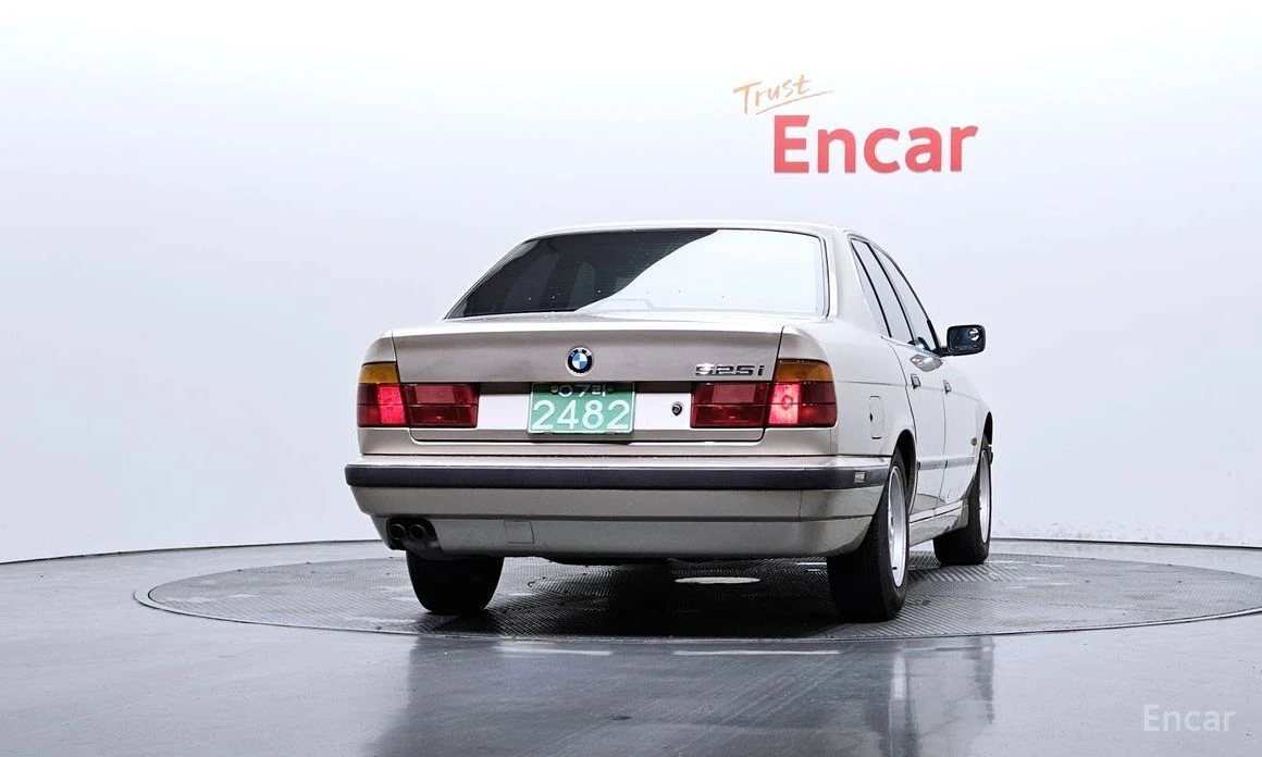 BMW 525  - изображение 4