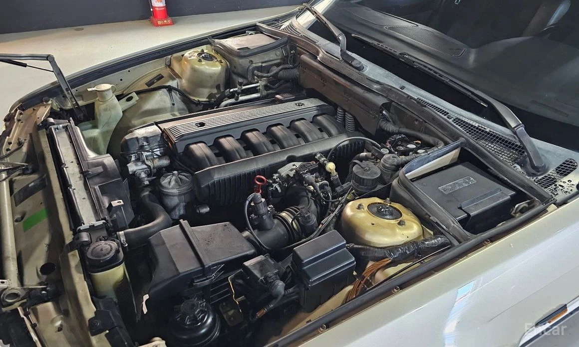 BMW 525  - изображение 6