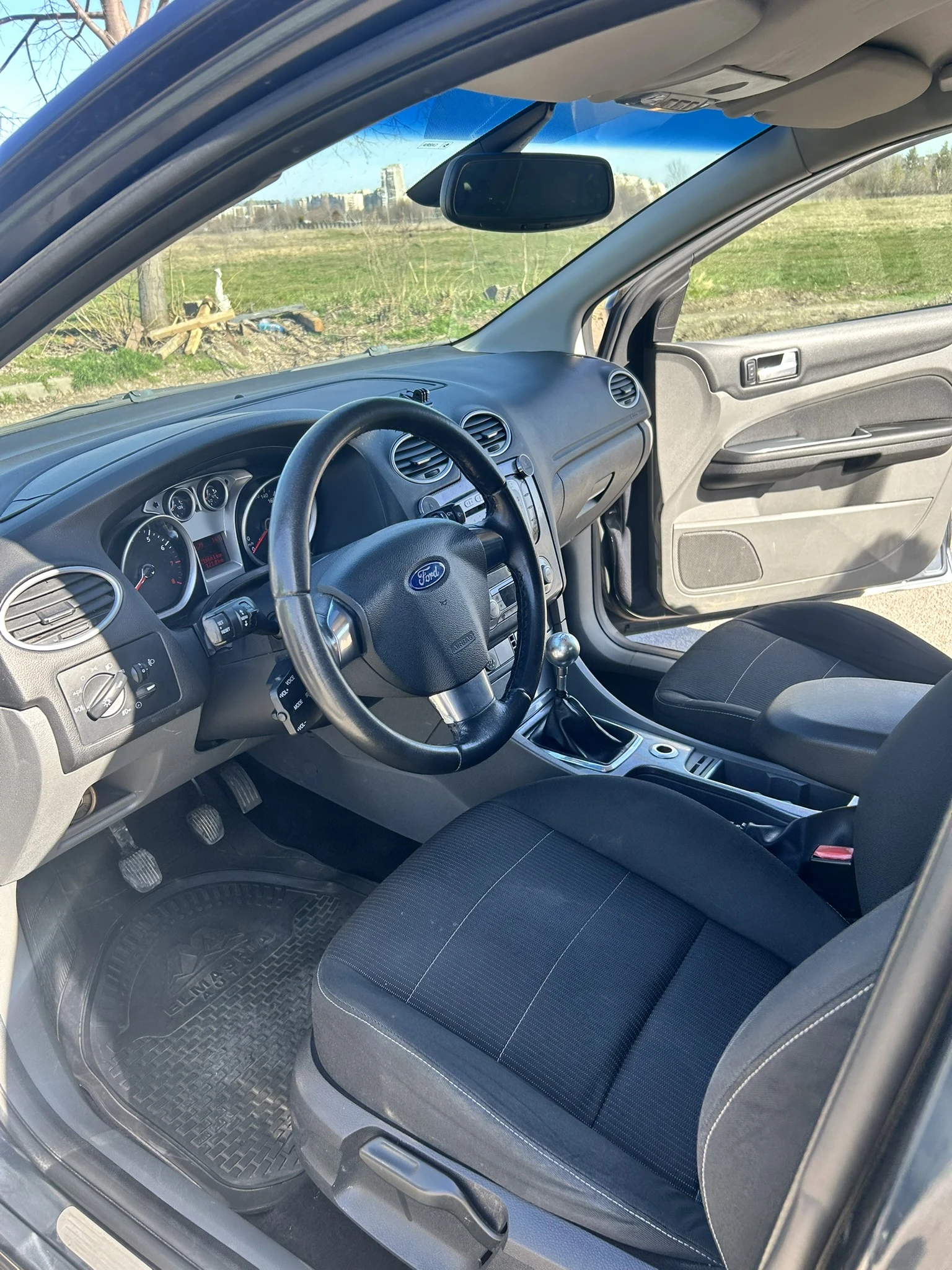 Ford Focus TITANIUM, снимка 10 - Автомобили и джипове - 53856834