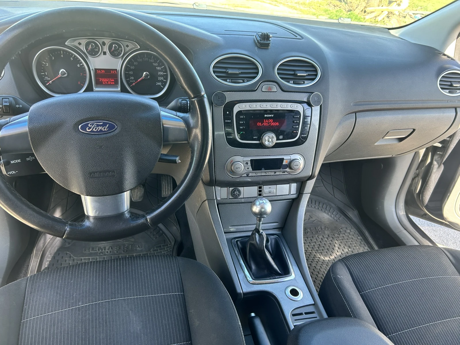 Ford Focus TITANIUM, снимка 9 - Автомобили и джипове - 53856834