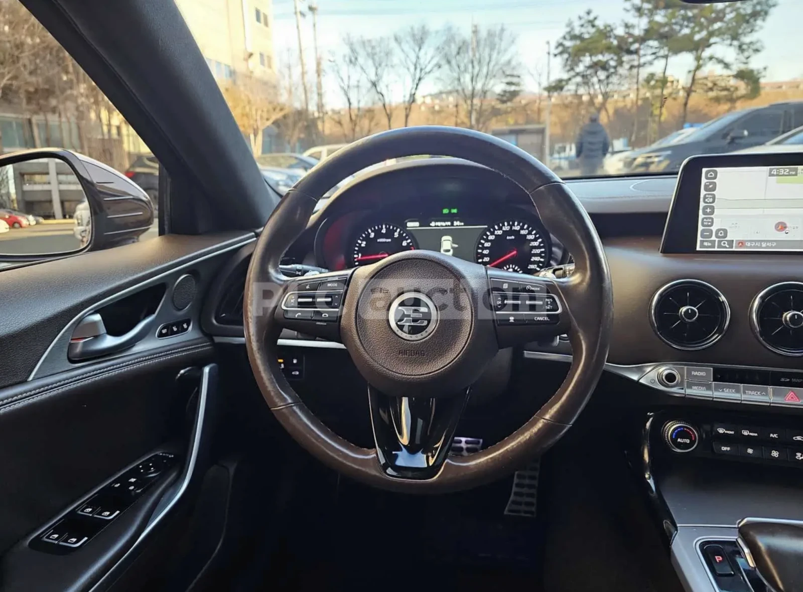 Kia Stinger GT* 2.0* , снимка 10 - Автомобили и джипове - 53874348