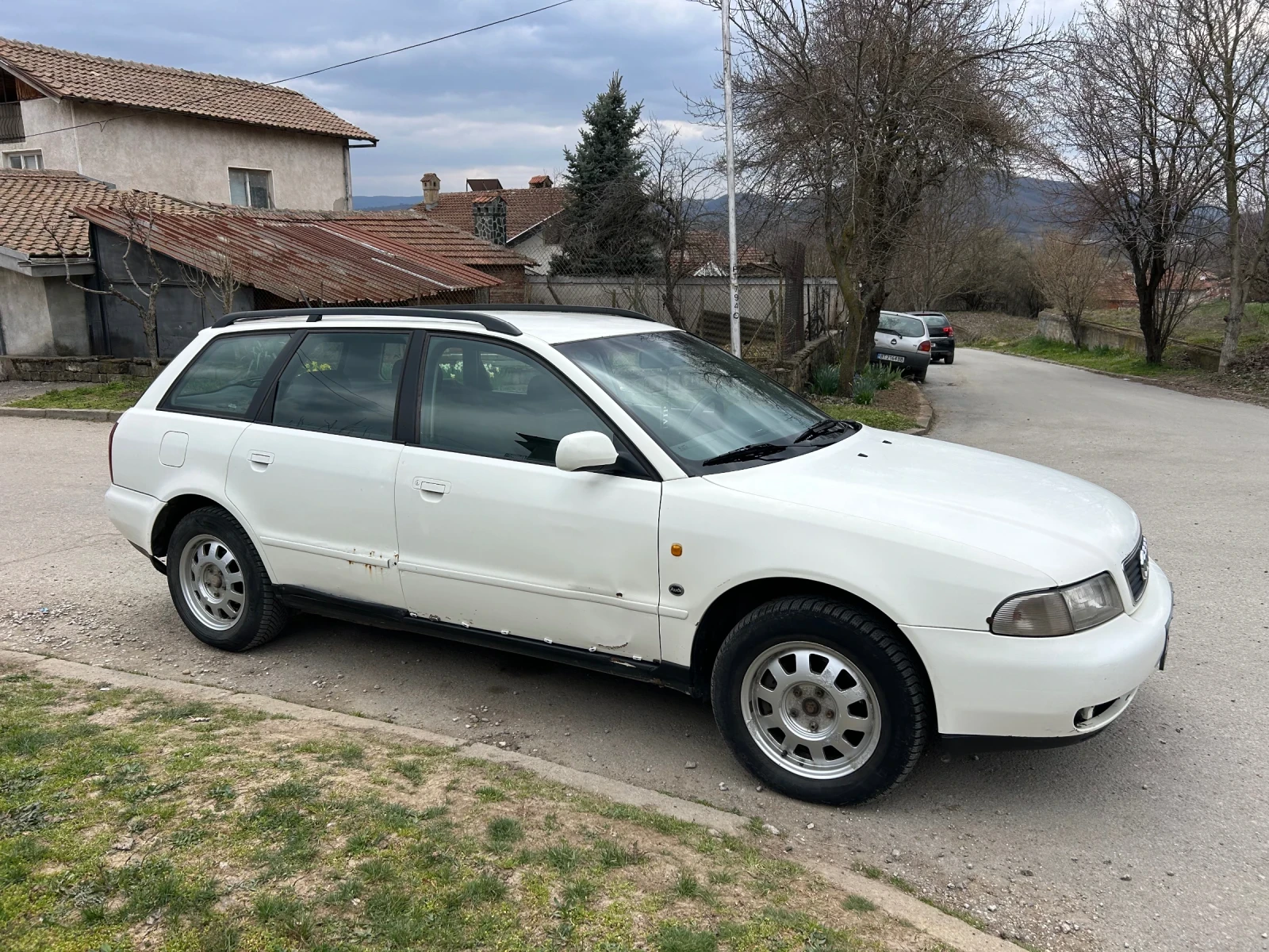 Audi A4 1.9 TDI 110, снимка 3 - Автомобили и джипове - 53945044