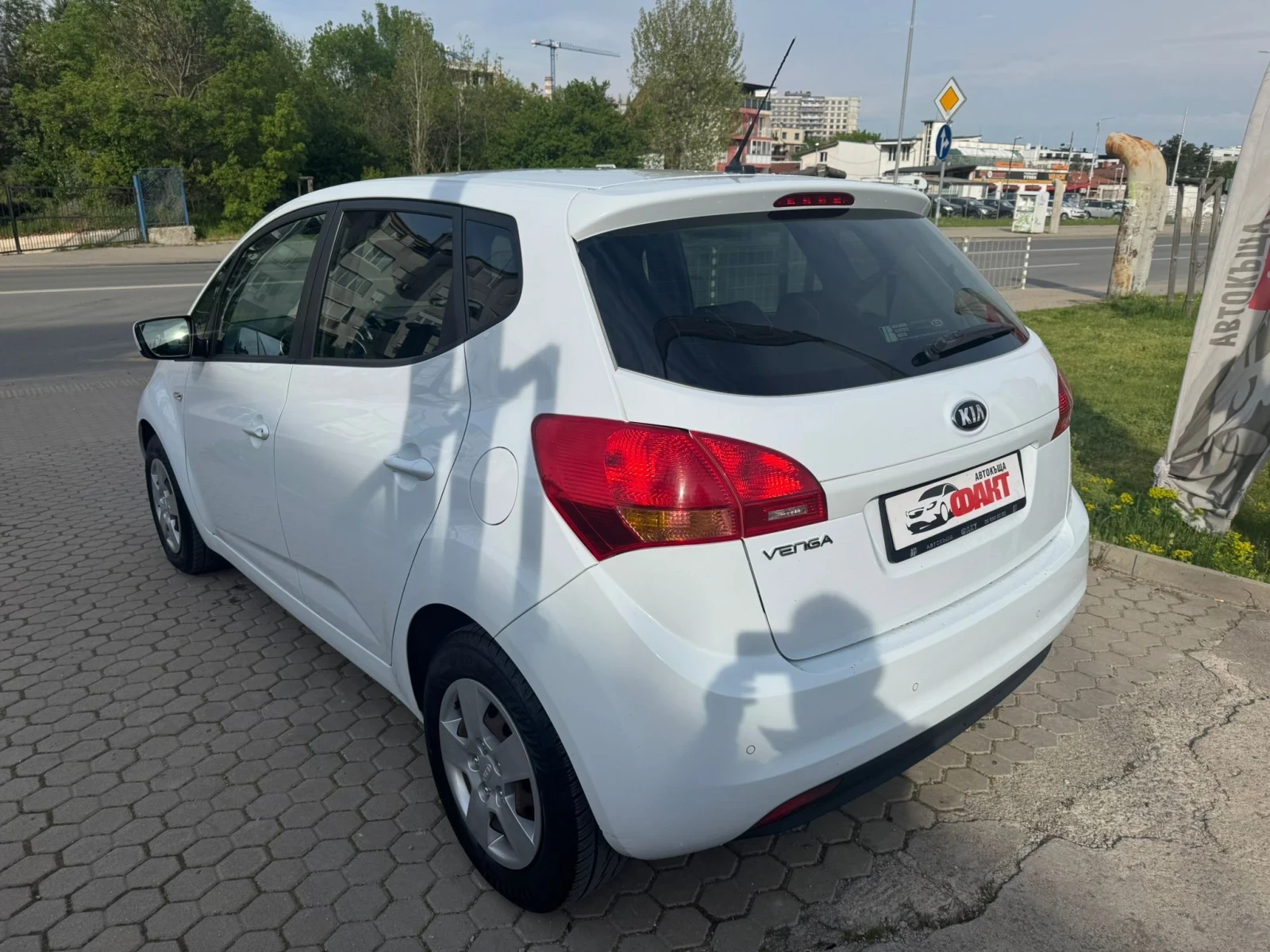 Kia Venga 1.4i/ГАЗ/EURO.5B, снимка 5 - Автомобили и джипове - 54363146
