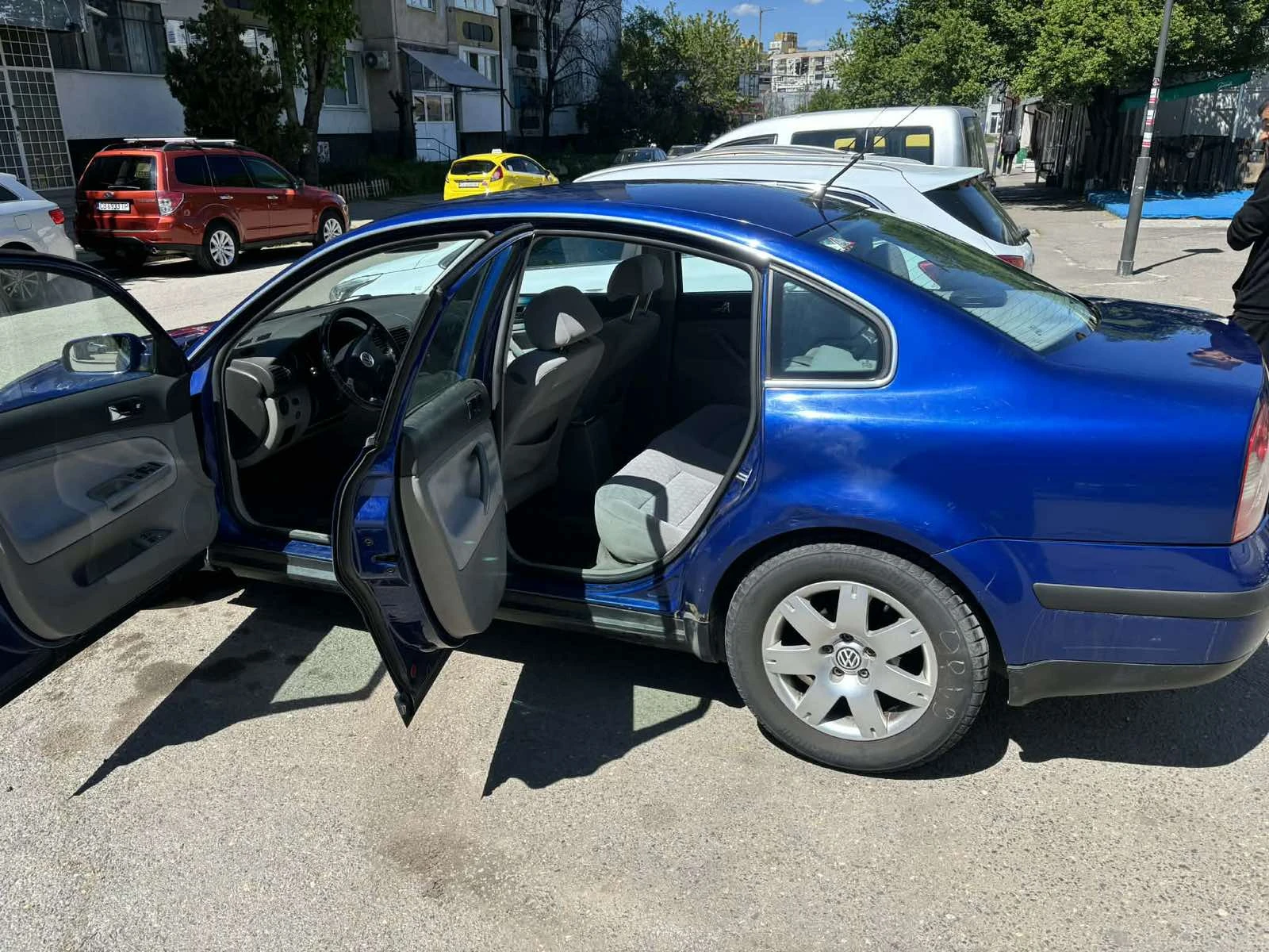 VW Passat, снимка 3 - Автомобили и джипове - 54441505