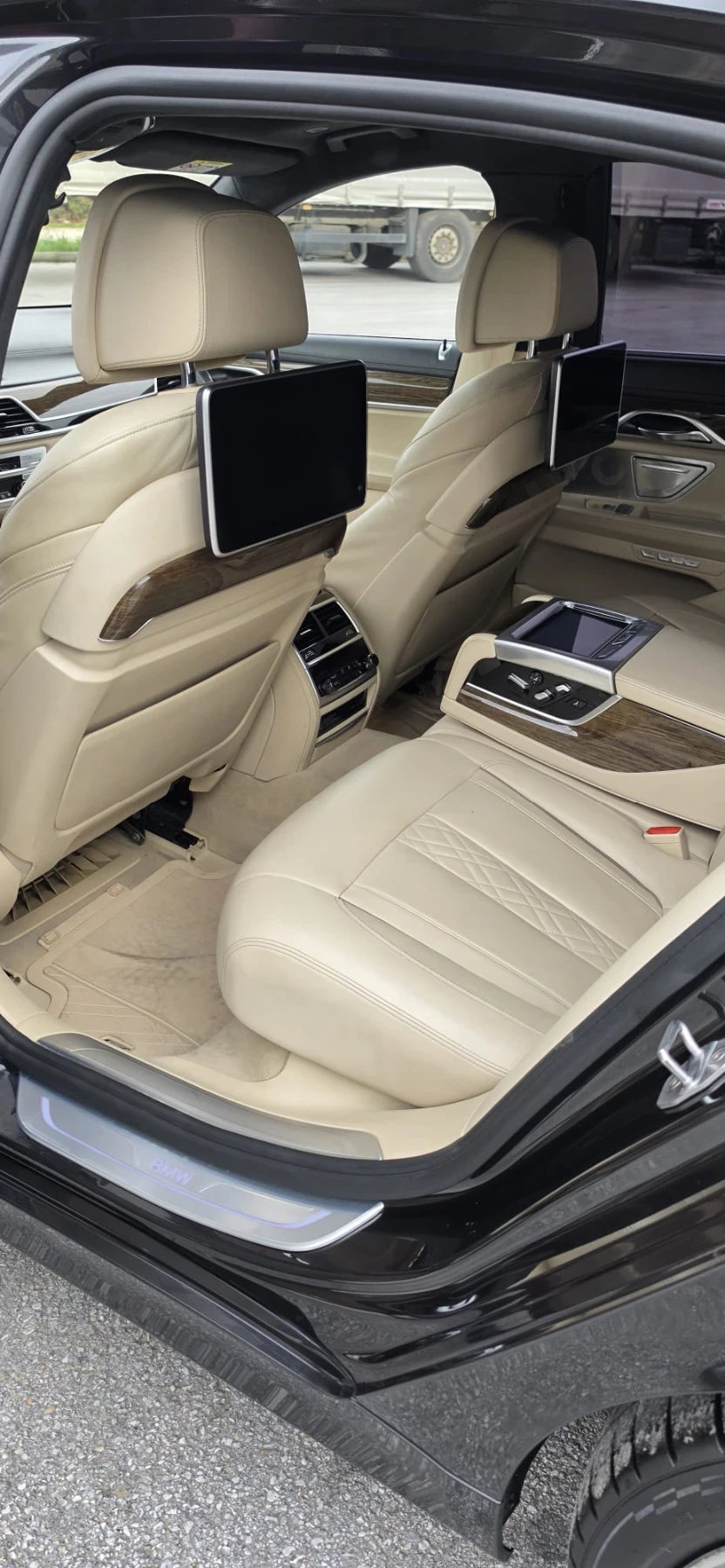 BMW 740 D XDRIVE, снимка 7 - Автомобили и джипове - 54543465