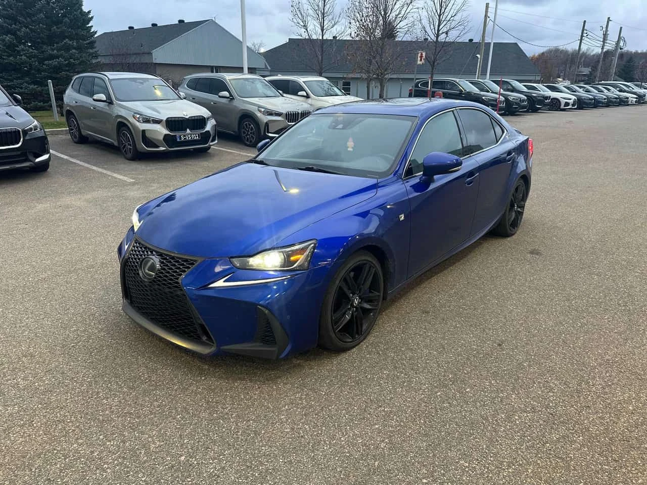 Lexus IS 350 * F SPORT * ��������� * �������� * ����� | Mobile.bg � ����������� 1