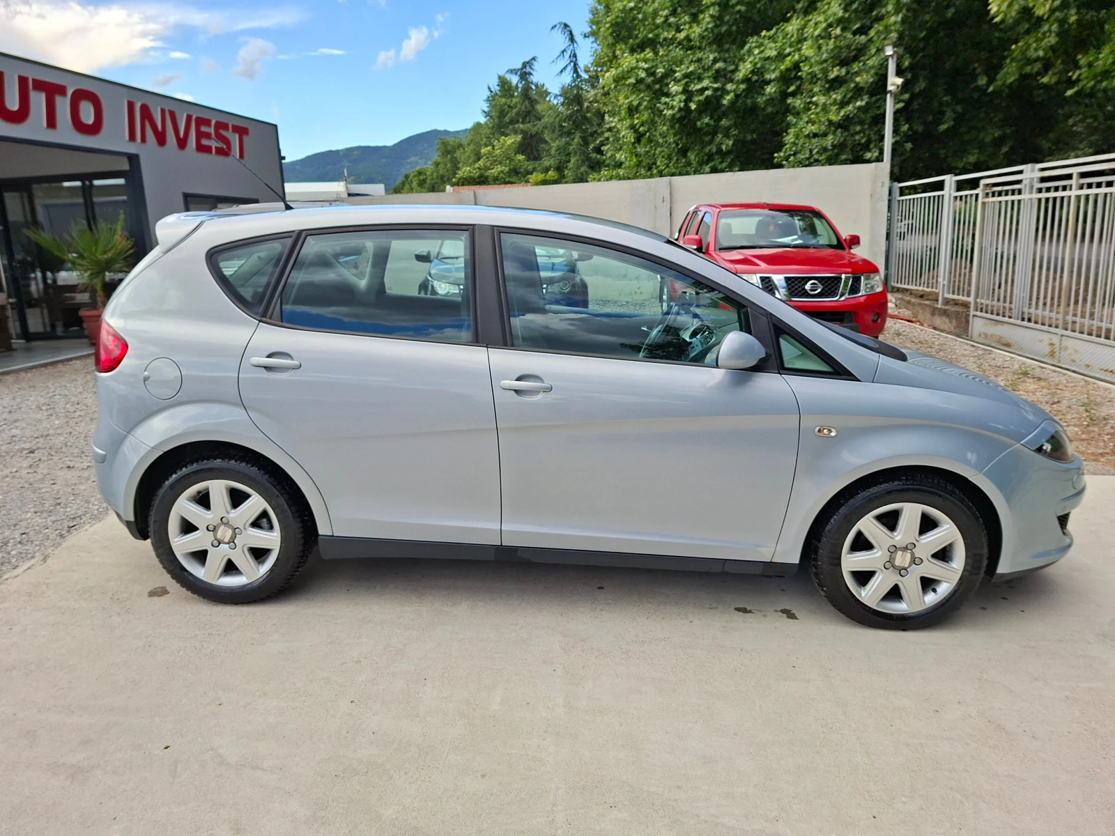 Seat Altea 2.0/140ks/AVTOMAT, снимка 8 - Автомобили и джипове - 54916629