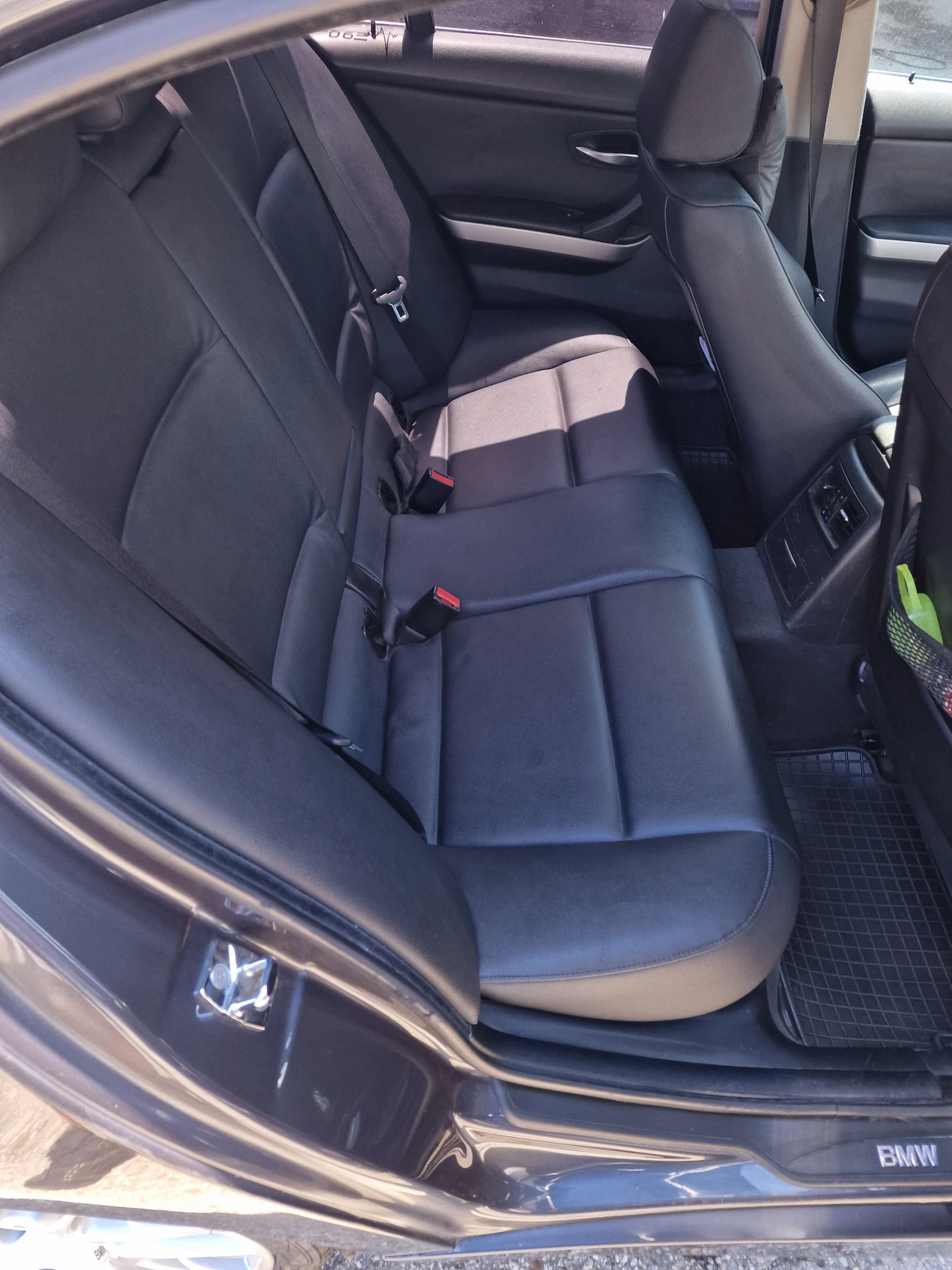 BMW 330, снимка 14 - Автомобили и джипове - 54988032