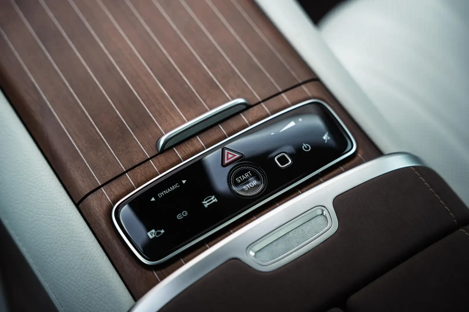Mercedes-Benz EQS 580, снимка 13 - Автомобили и джипове - 55055341