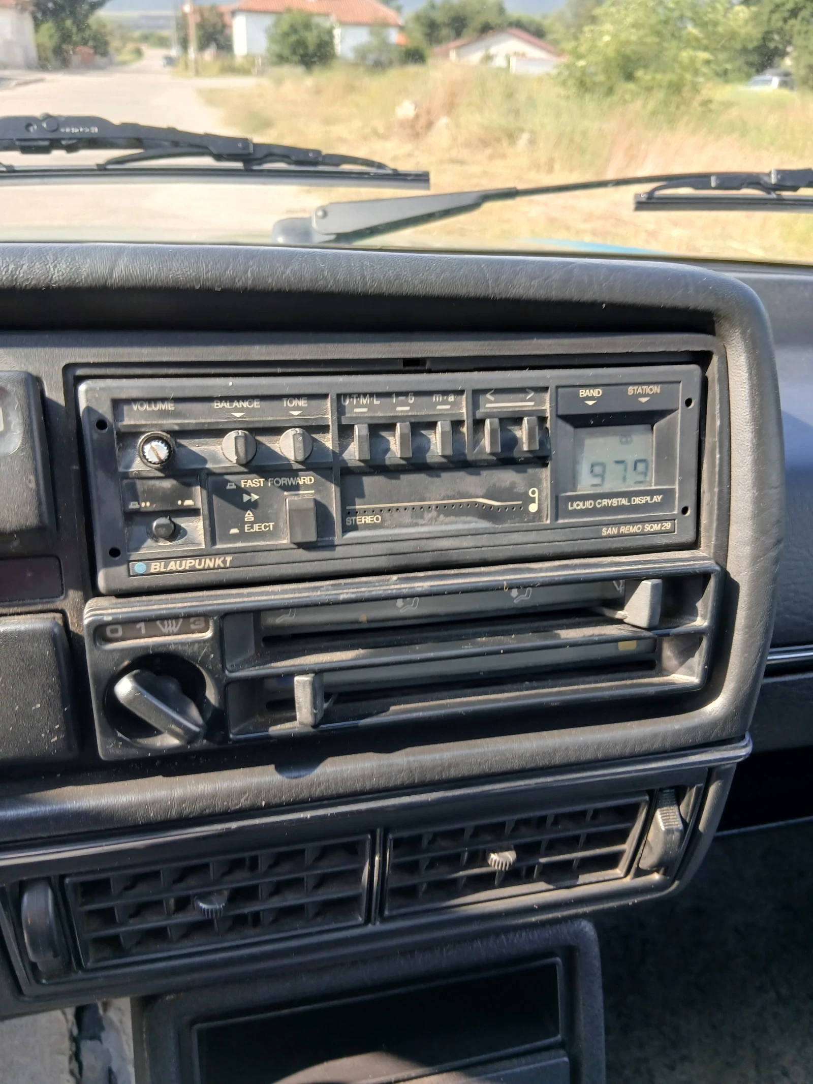 VW Golf 1.6, снимка 8 - Автомобили и джипове - 55080506