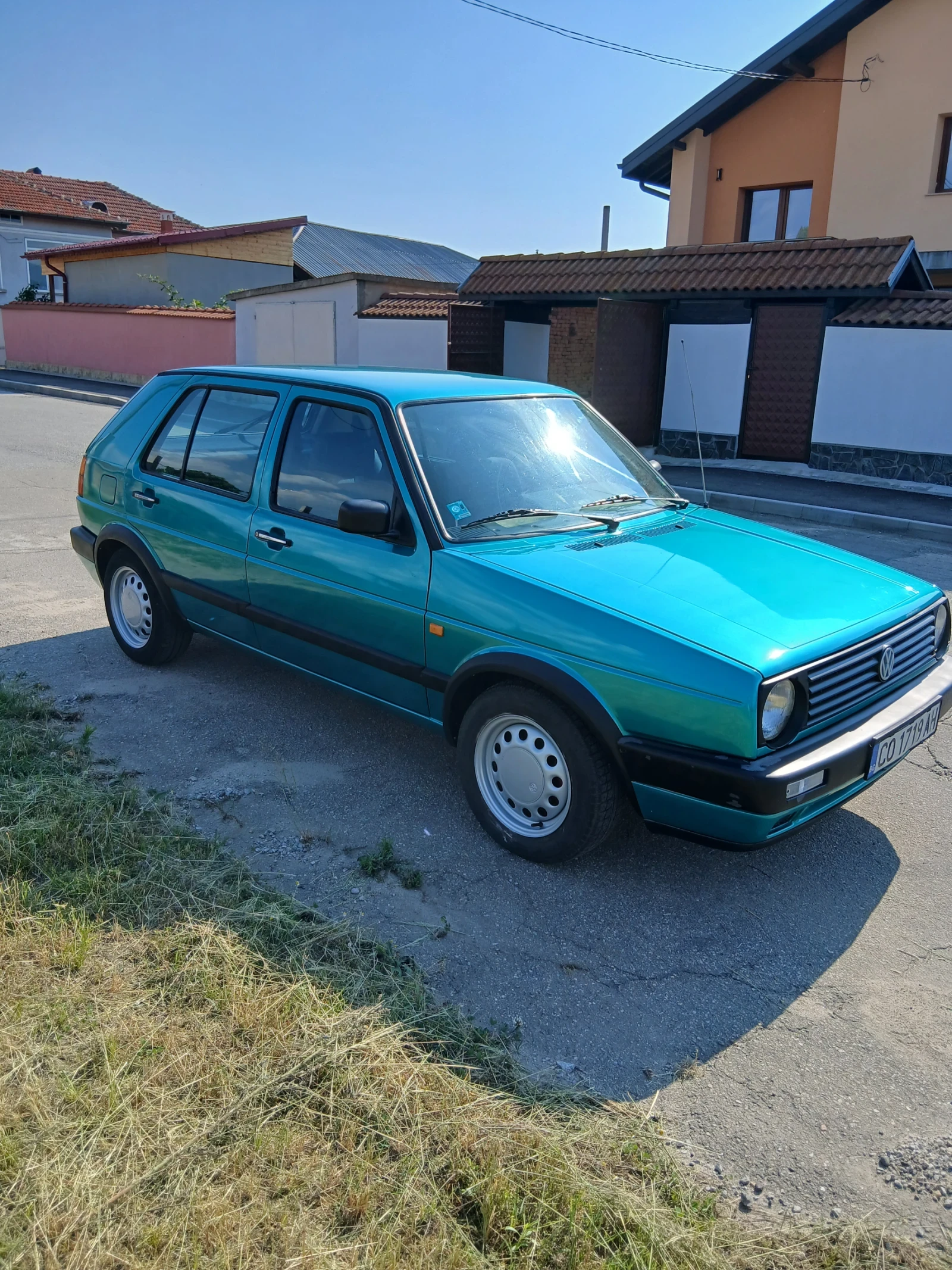 VW Golf 1.6, снимка 6 - Автомобили и джипове - 55080506