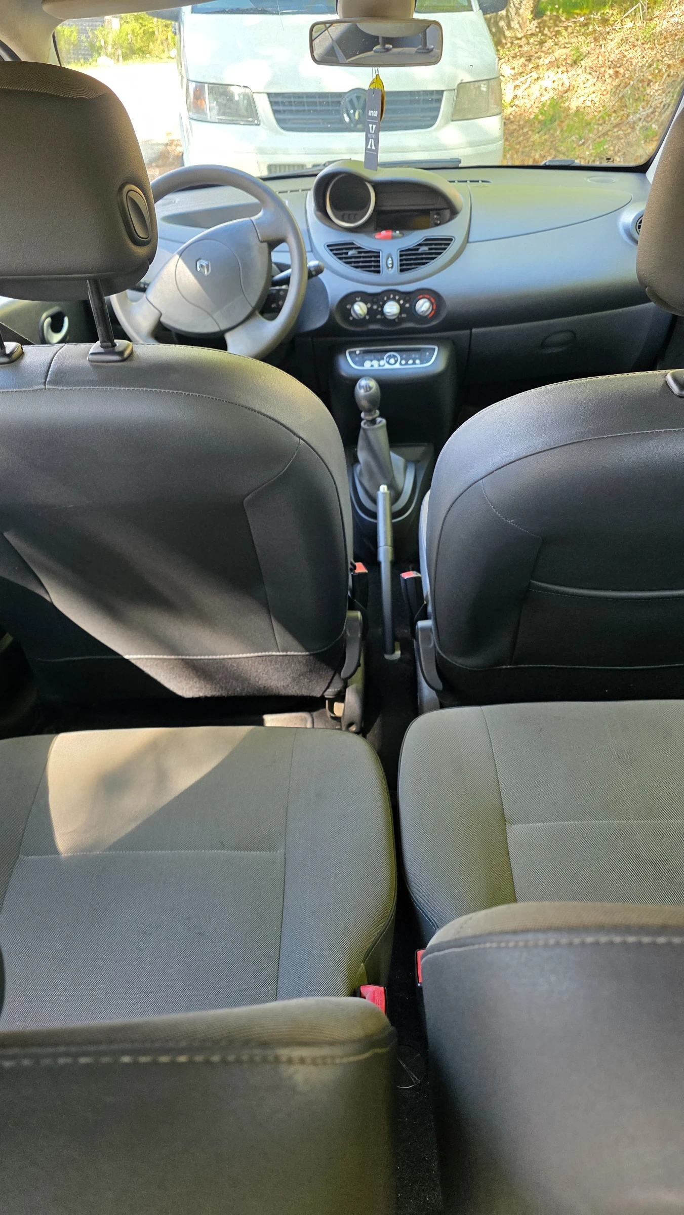 Renault Twingo 4 местна, снимка 5 - Автомобили и джипове - 55483098