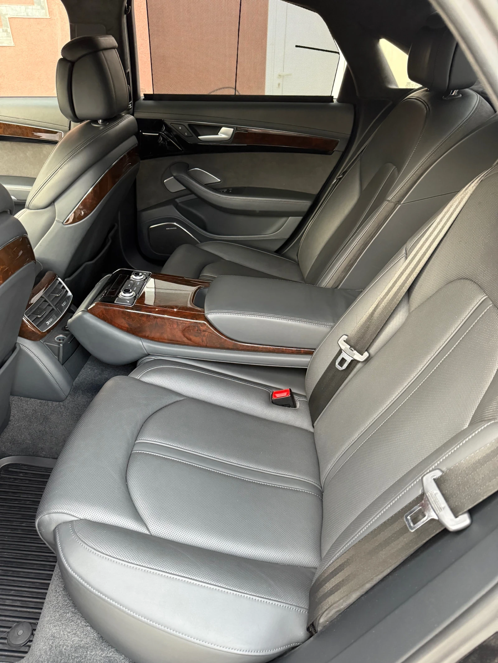 Audi A8 4.0 TFSI Matrix , снимка 17 - Автомобили и джипове - 55721582
