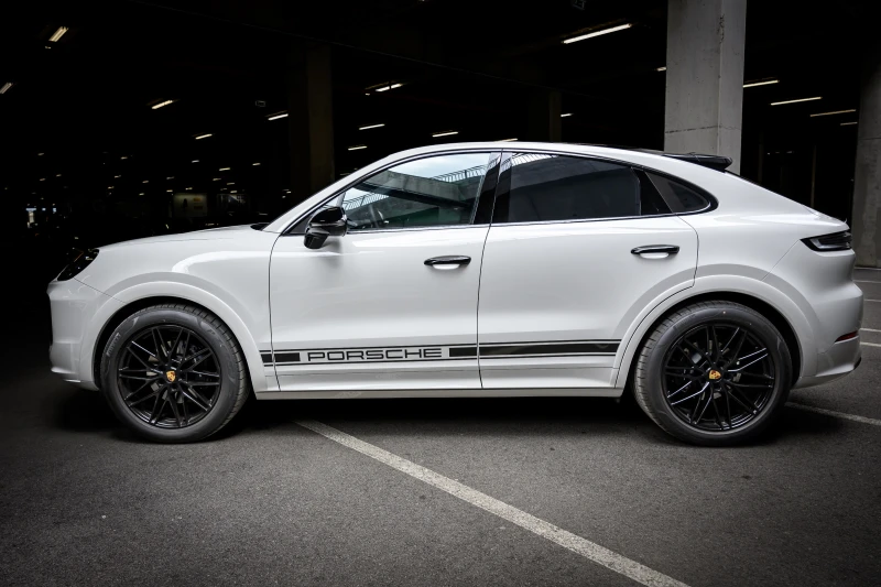 Porsche Cayenne Coupe | Sport Chrono | FULL, снимка 1 - Автомобили и джипове - 47417424