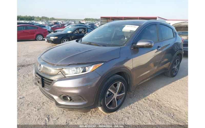 Honda Hr-v 1.8L MPI * AWD * Става на газ!, снимка 3 - Автомобили и джипове - 47561810