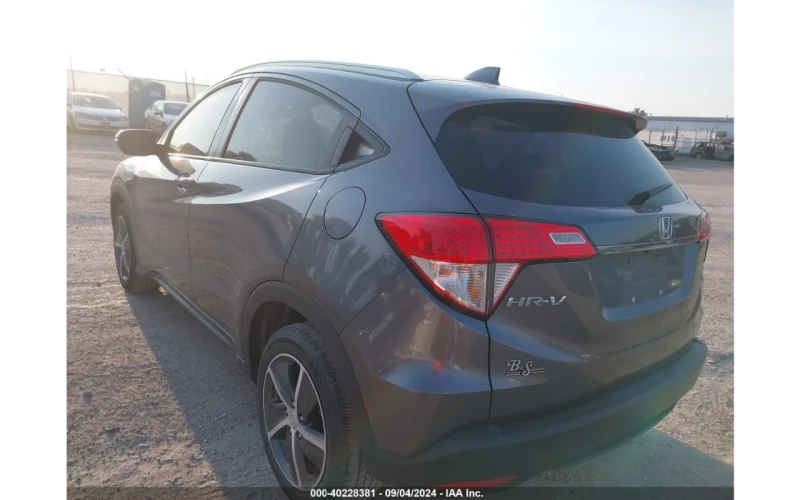 Honda Hr-v 1.8L MPI * AWD * Става на газ!, снимка 5 - Автомобили и джипове - 47561810