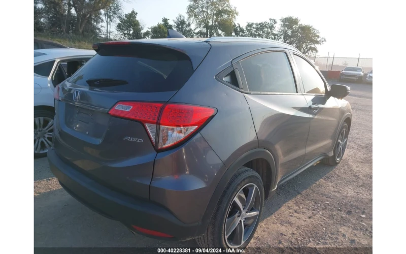 Honda Hr-v 1.8L MPI * AWD * Става на газ!, снимка 7 - Автомобили и джипове - 47561810