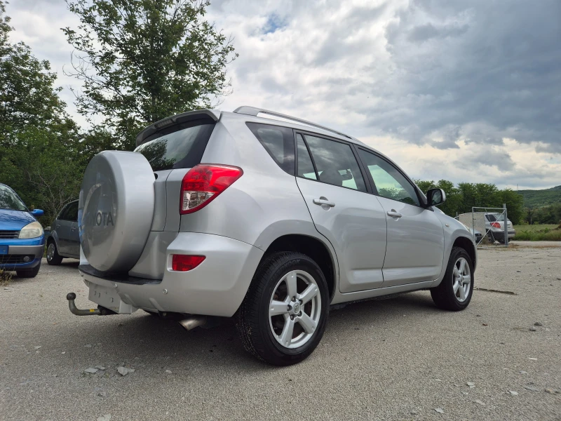 Toyota Rav4 2.2D4D/Italy, снимка 5 - Автомобили и джипове - 52344500