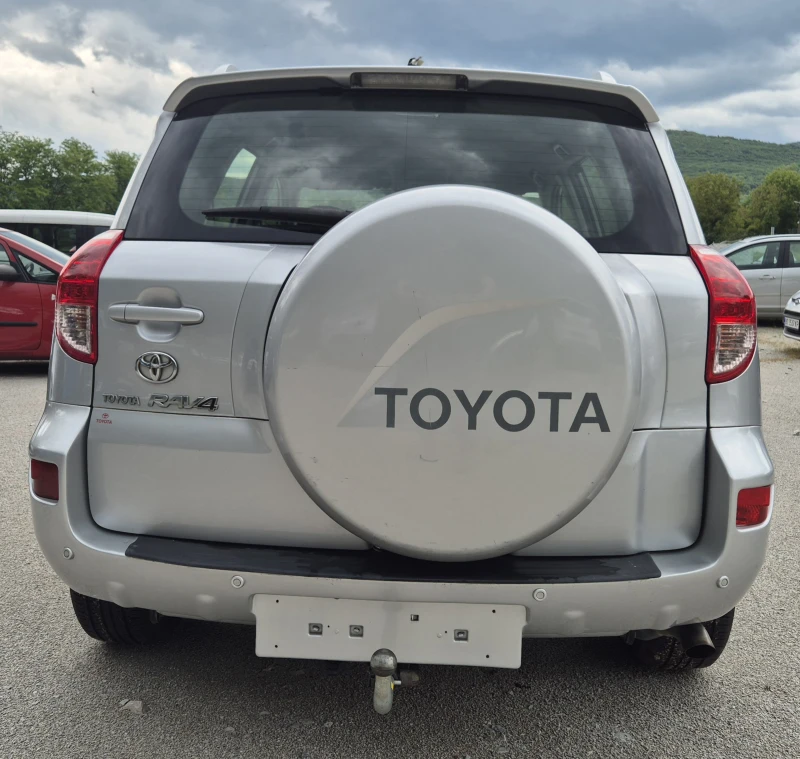 Toyota Rav4 2.2D4D/Italy, снимка 6 - Автомобили и джипове - 52344500