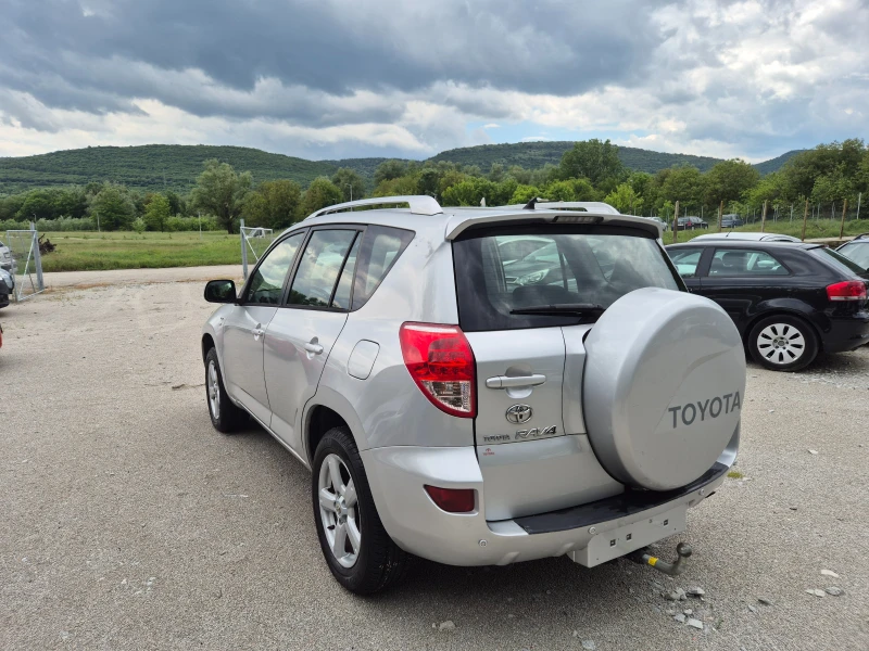 Toyota Rav4 2.2D4D/Italy, снимка 4 - Автомобили и джипове - 52344500