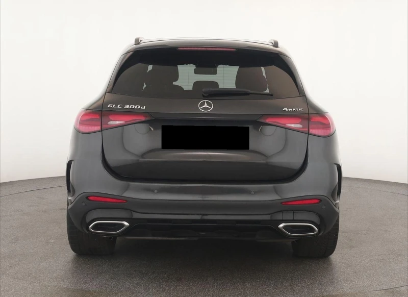 Mercedes-Benz GLC 300 D* 4M* AMG* KEYLESS* DISTR* CARPLAY* , снимка 5 - Автомобили и джипове - 51285805