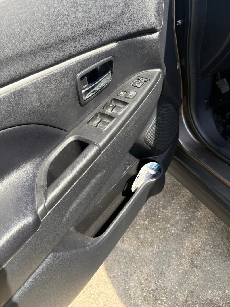 Mitsubishi ASX 1.8D 148 кс, снимка 6 - Автомобили и джипове - 52384676