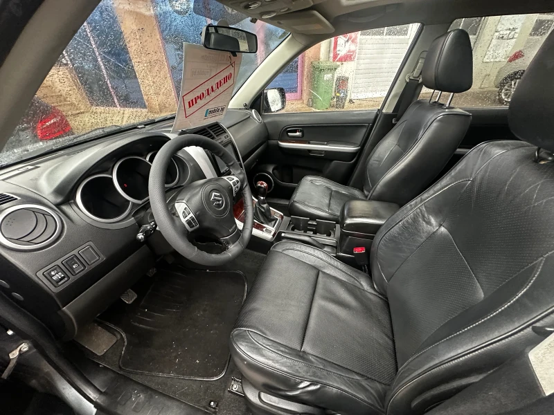 Suzuki Grand vitara 2.0i/ 4X4, снимка 5 - Автомобили и джипове - 52664417