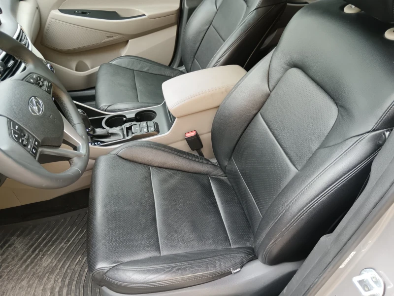 Hyundai Tucson 4x4 Limited , снимка 11 - Автомобили и джипове - 53196893