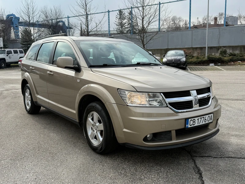 Dodge Journey, снимка 6 - Автомобили и джипове - 53390011