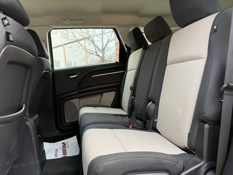 Dodge Journey, снимка 9 - Автомобили и джипове - 53390011