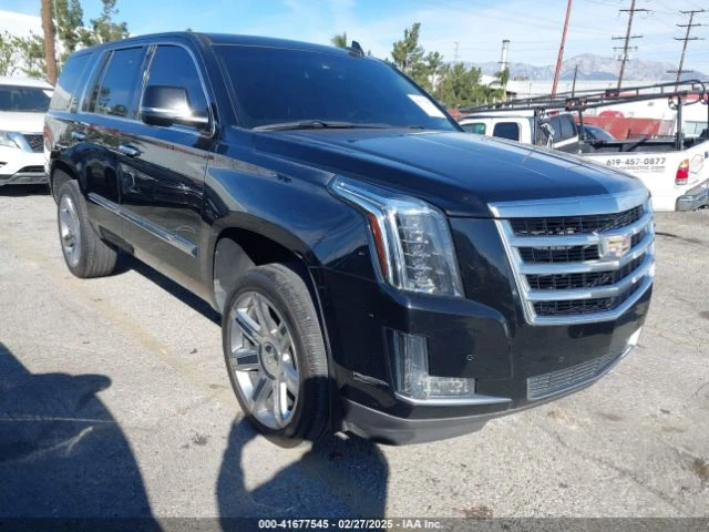 Cadillac Escalade * LUXURY * 4X4 (CARFAX), снимка 1 - Автомобили и джипове - 49343911