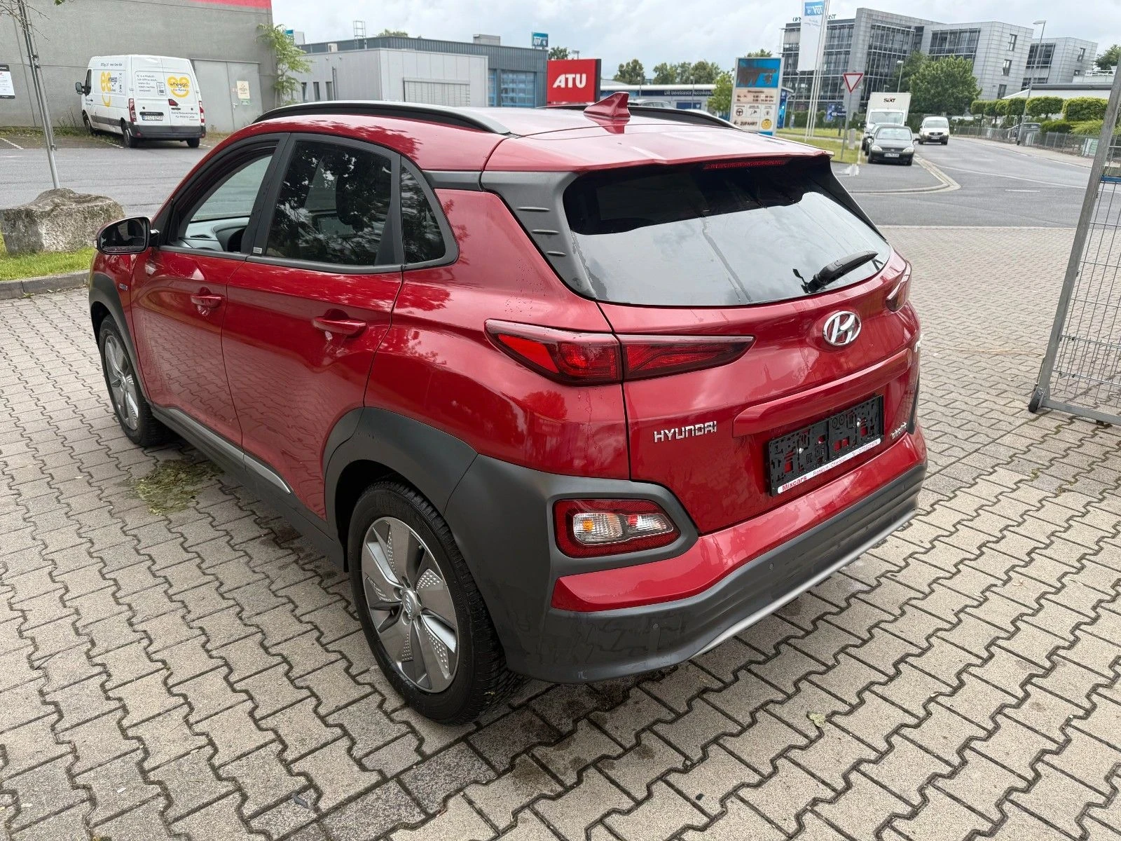 Hyundai Kona  - изображение 8