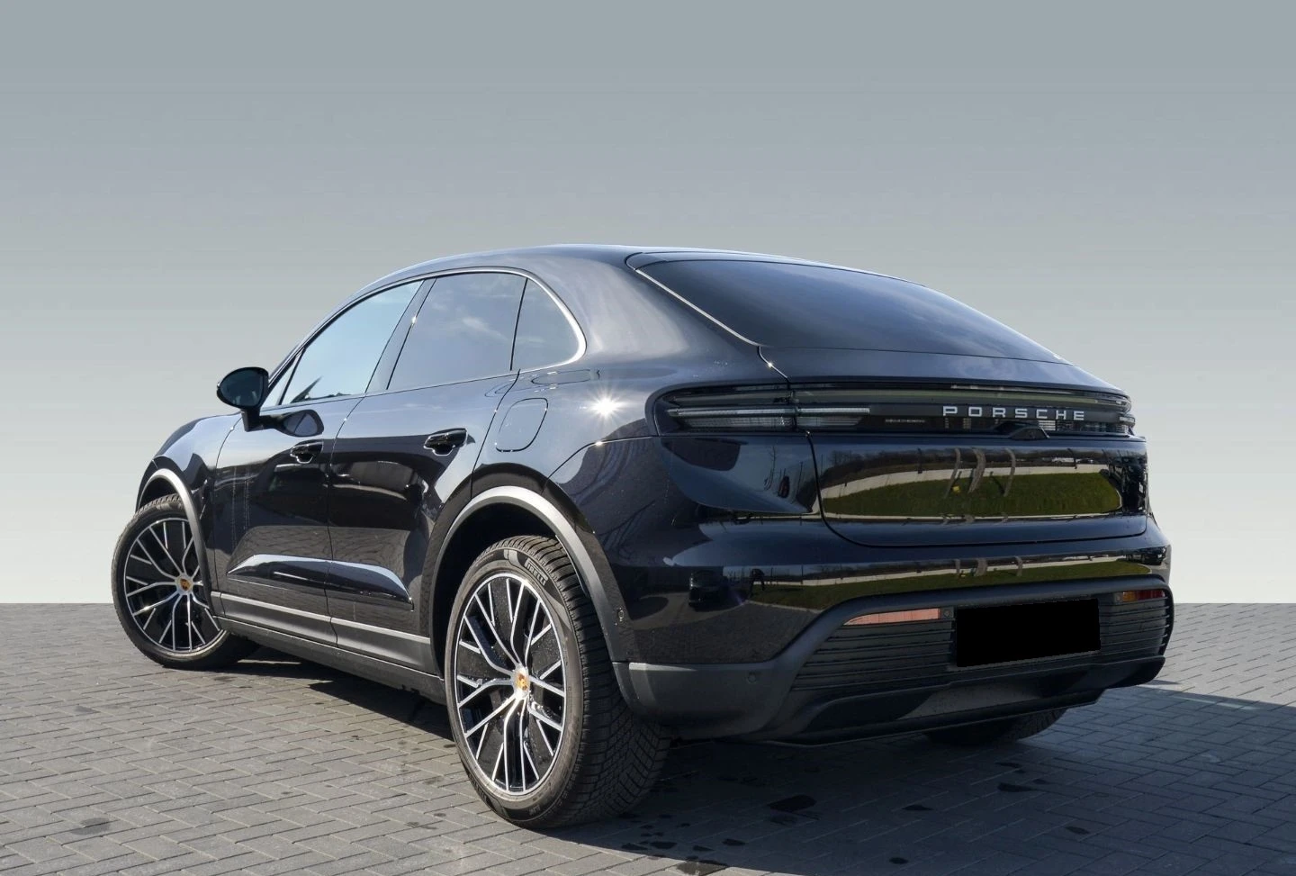 Porsche Macan ELECTRIC/NEW MODEL/BOSE/PANO/LIFT/ - изображение 6