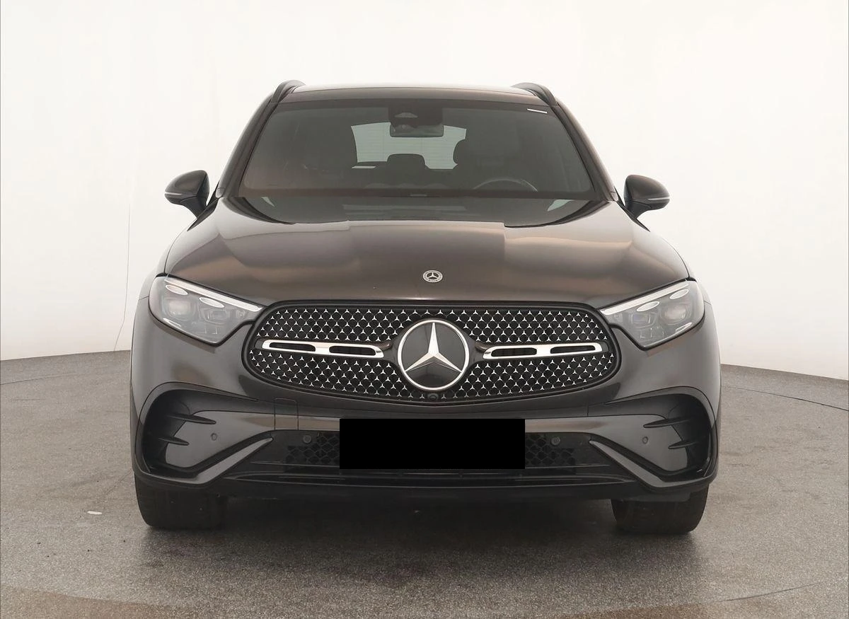 Mercedes-Benz GLC 300 D* 4M* AMG* KEYLESS* DISTR* CARPLAY*  - изображение 2