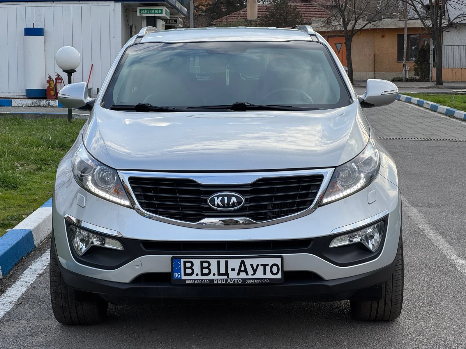 Kia Sportage 2.0Дизел/4х4/Климатроник/Камера/Кожен Салон/K-Go/ - изображение 2