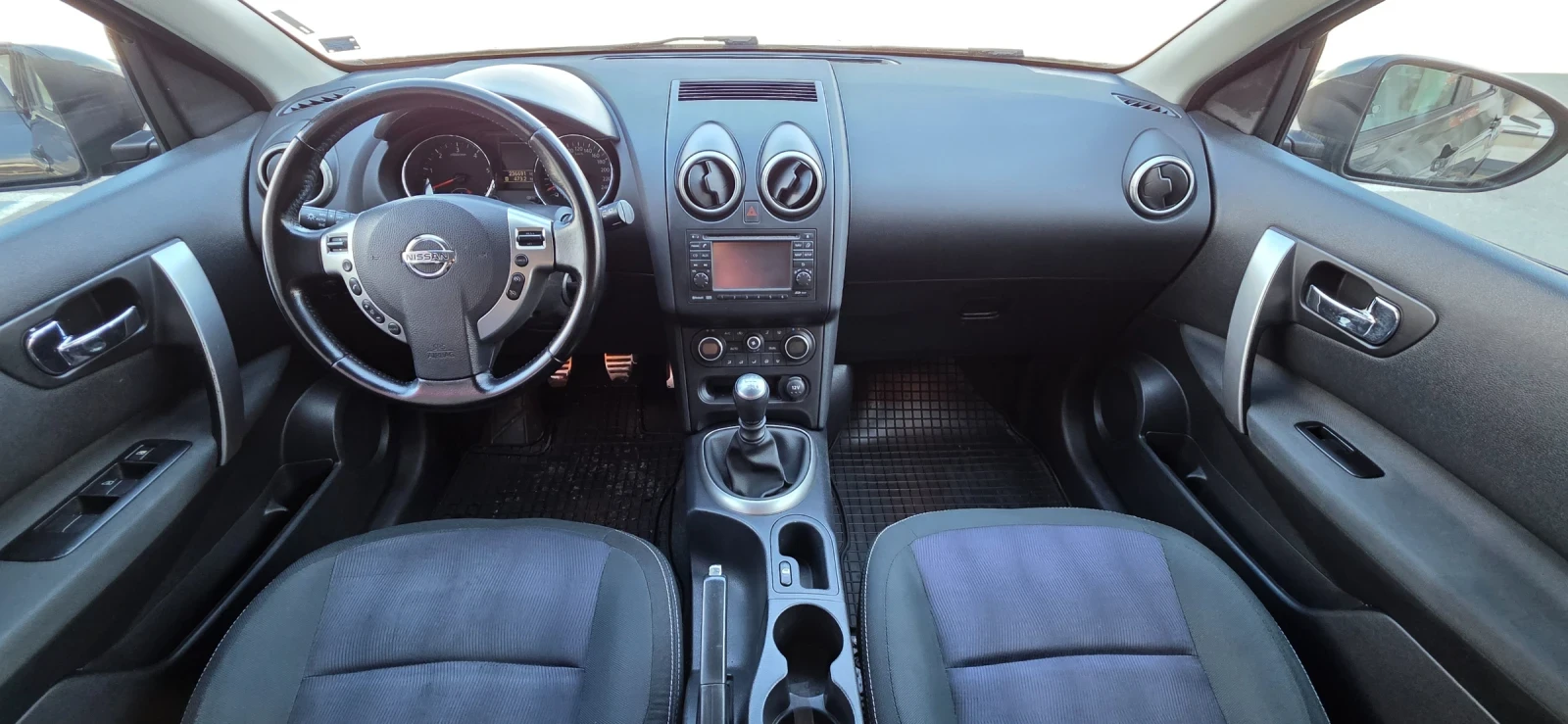 Nissan Qashqai 1.6 DCI NAVI, снимка 6 - Автомобили и джипове - 53870618