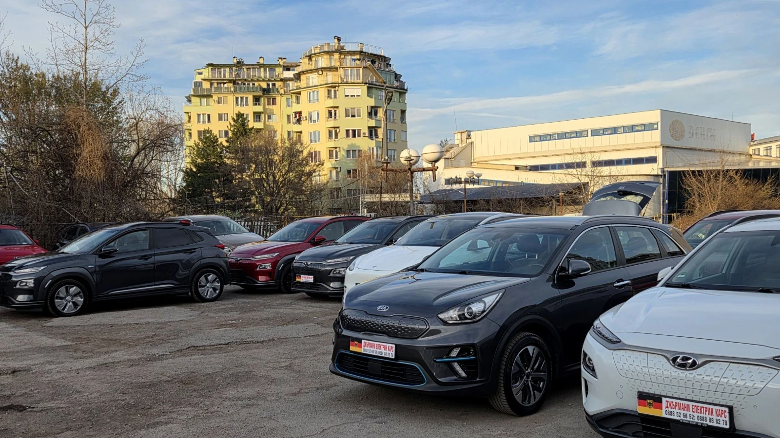 Kia Niro 64KWh/SOH100%, снимка 16 - Автомобили и джипове - 54115132