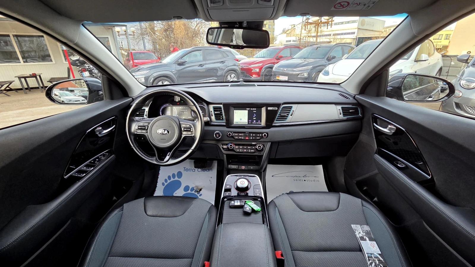 Kia Niro 64KWh/SOH100%, снимка 11 - Автомобили и джипове - 54115132